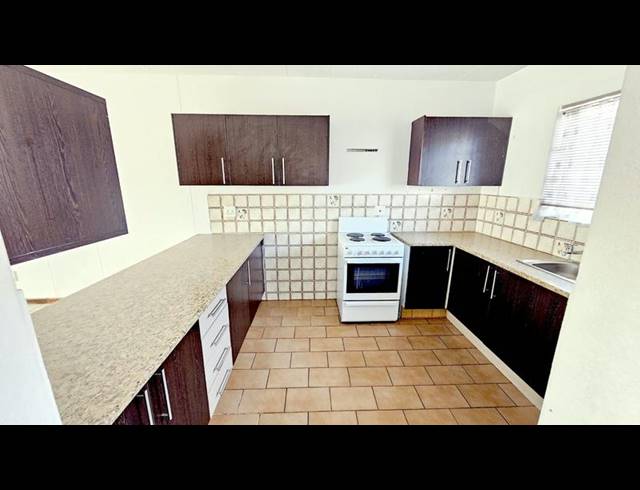 2 BEDROOM PROPERTY TO RENT IN NEW REDRUTH